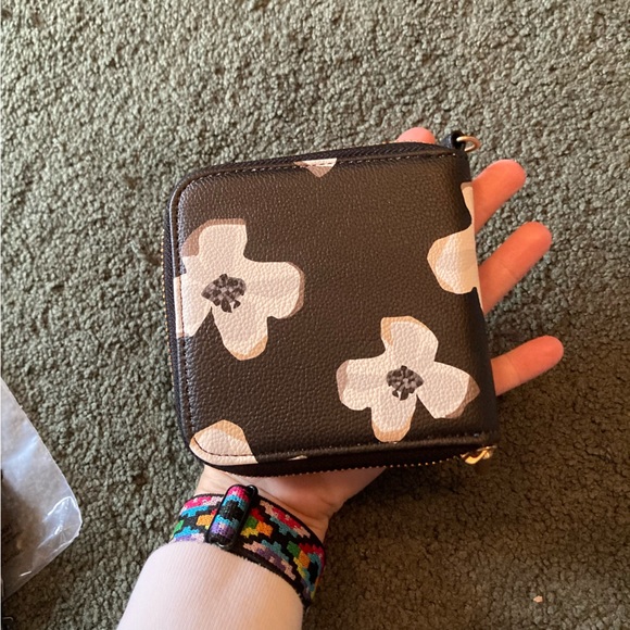 Thirty-one mini all about the Benjamin’s wallet - Picture 3 of 8